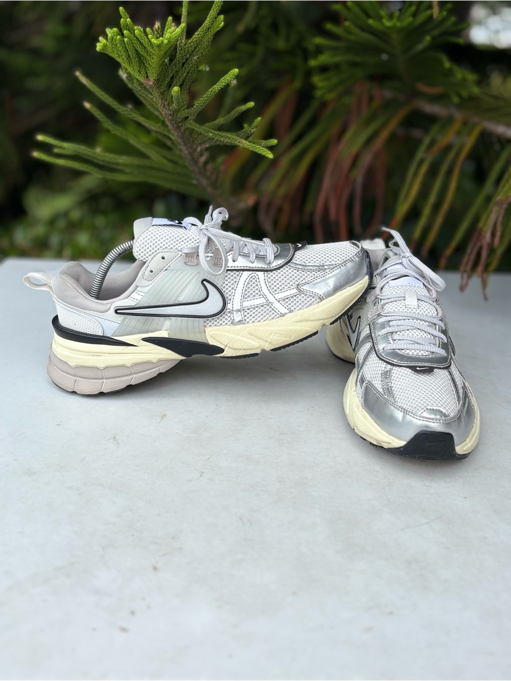 Nike V2K Run Running Shoes Womens Size: 9.5